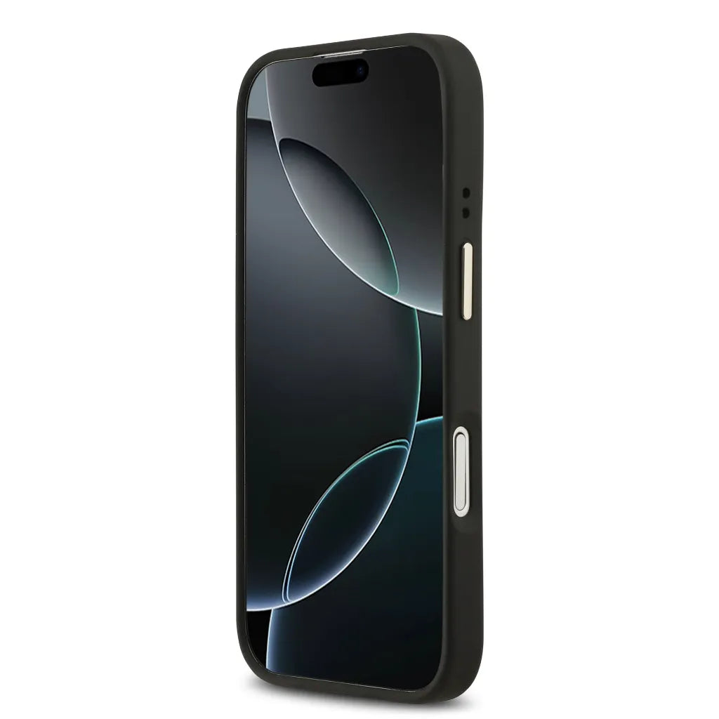 GUESS – Funda para iPhone 16 en Polipiel Negra con MagSafe y Logo Clásico